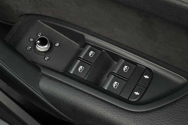 AUDI Q5 Photo 22