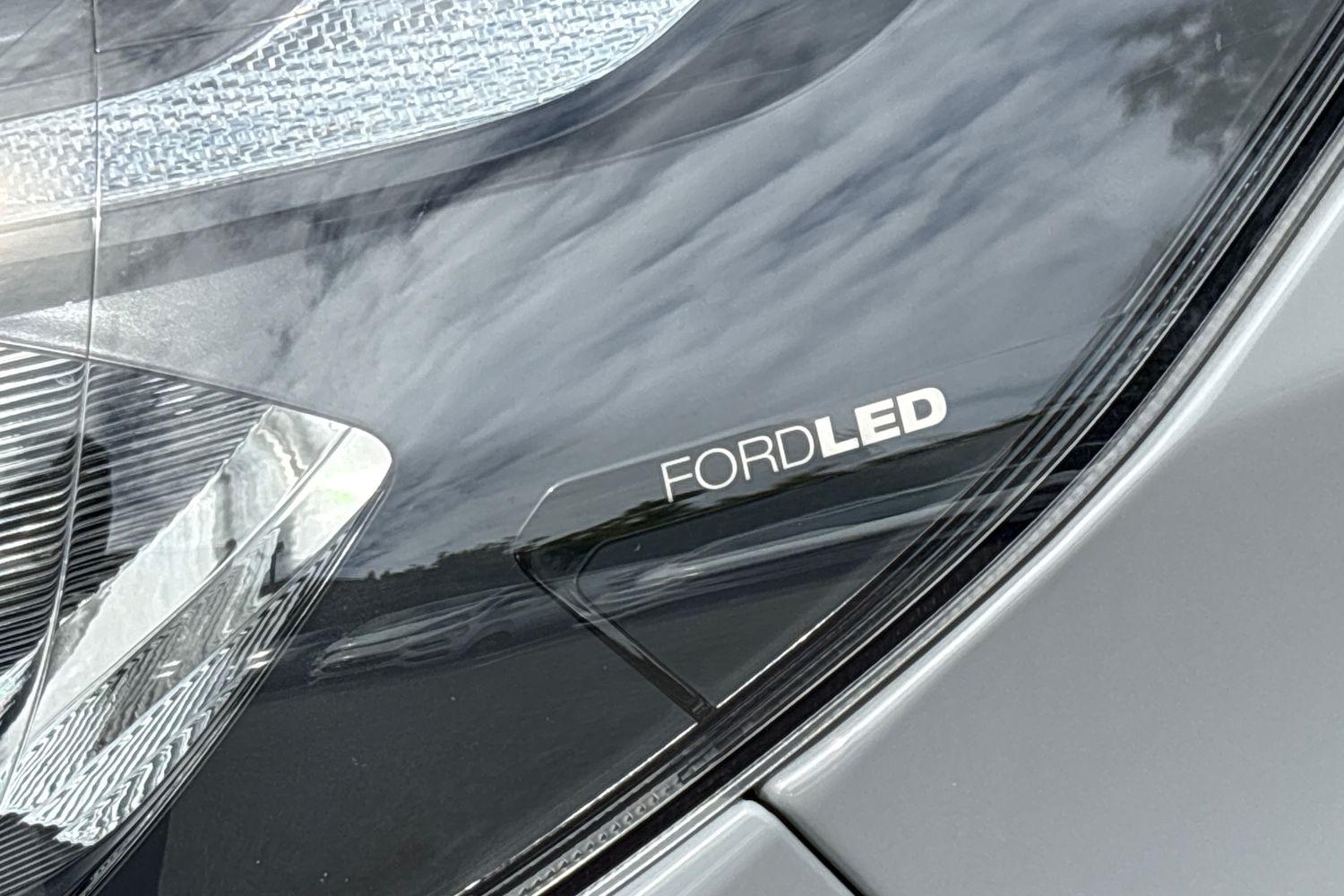 Ford TRANSIT CUSTOM Photo 8