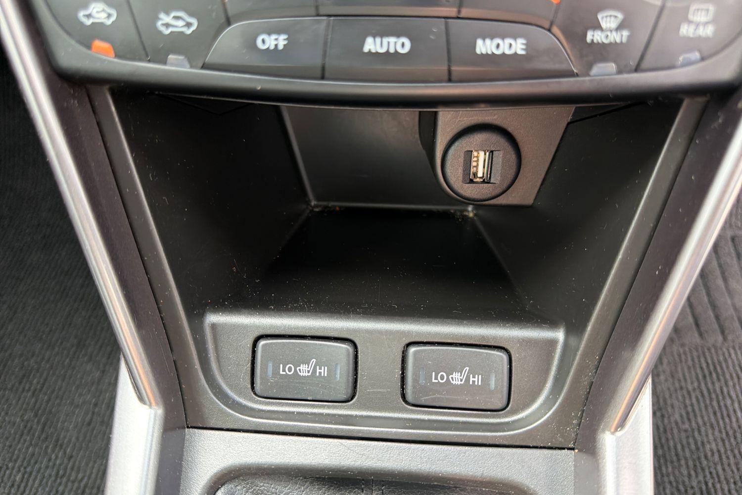 Suzuki S-Cross Photo 27