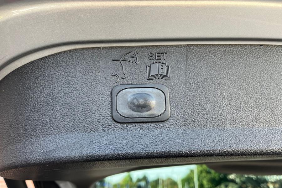 Ford Kuga Photo autoimg-c012c5d29bb7edaf417f37cdd7564f8ef6f460d2.jpg