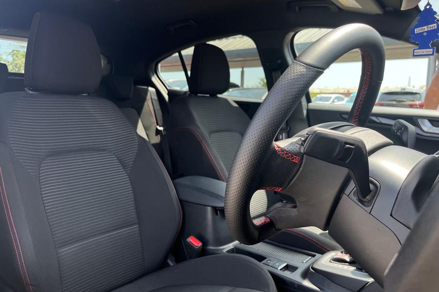 Ford Focus Photo autoimg-c01501886dc80225af911f65d61c50c15e1ac4d4.jpg