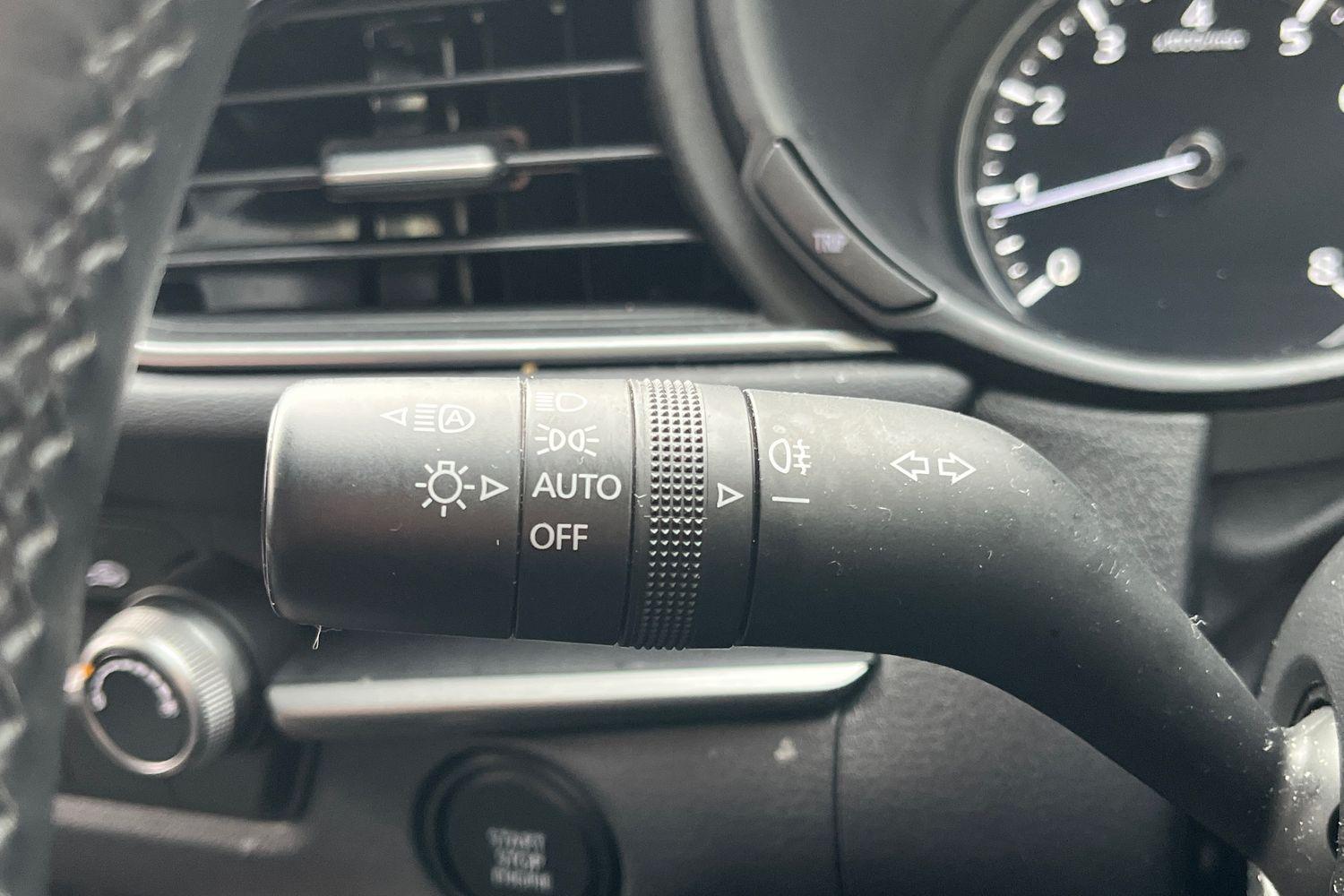 Mazda CX-30 Photo 13