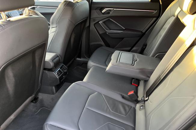 AUDI Q3 Photo 45