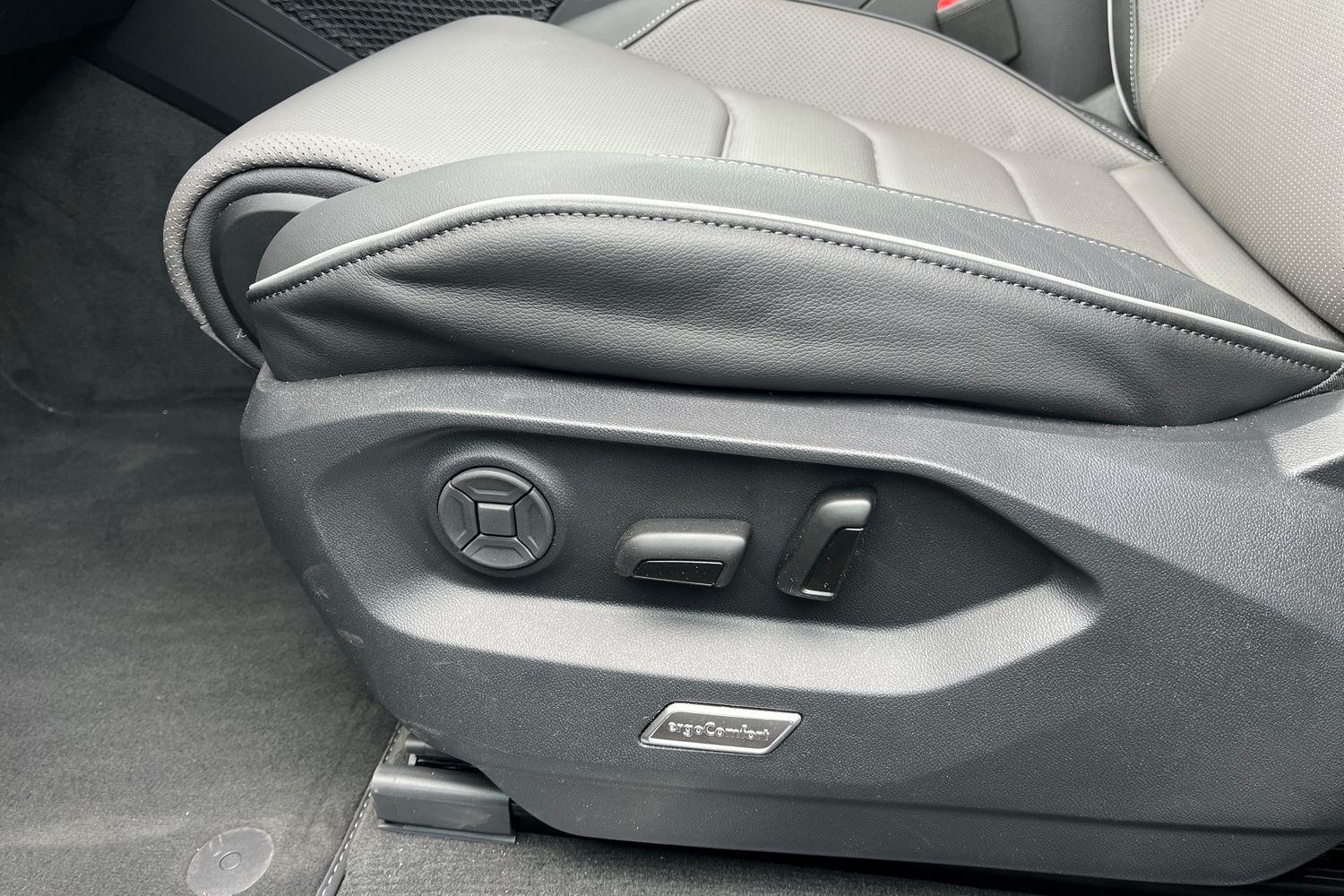 Volkswagen TOUAREG Photo 26