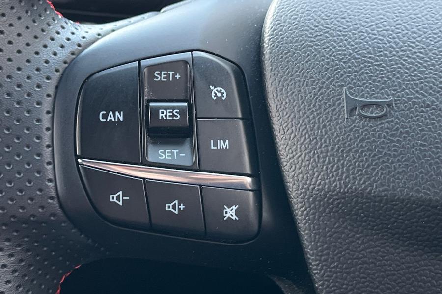 Ford PUMA Photo autoimg-c01c80affa37c3d1748b9d7238d700a793b67c44.jpg