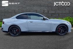 BMW 2 Series Photo 4