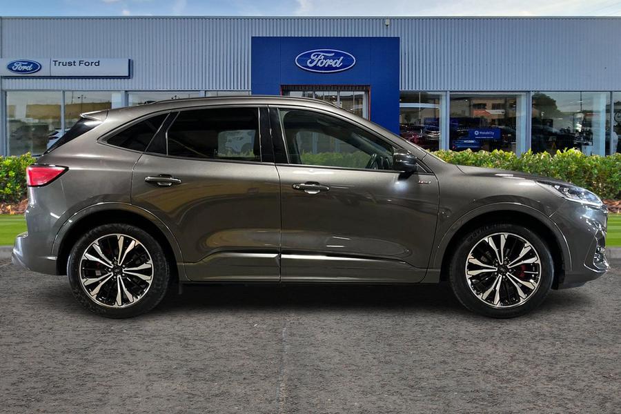 Ford KUGA Photo autoimg-c024e2abc44180add784e27dc88ce3fe46de7560.jpg