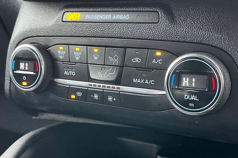 Ford KUGA Photo autoimg-c02565b8157a63c41ce1439be8c0dce6c6288b1d.jpg