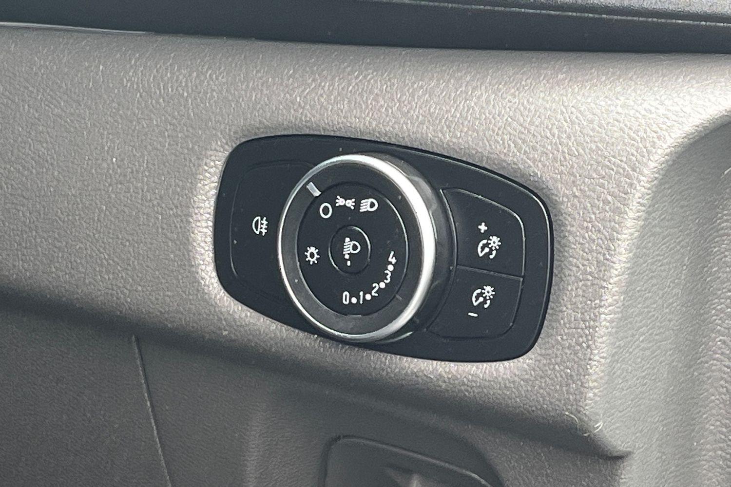 Ford TRANSIT CUSTOM Photo 9