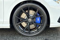 VOLKSWAGEN Golf Photo 5