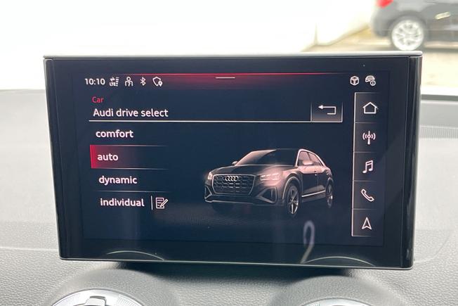 AUDI Q2 Photo 23