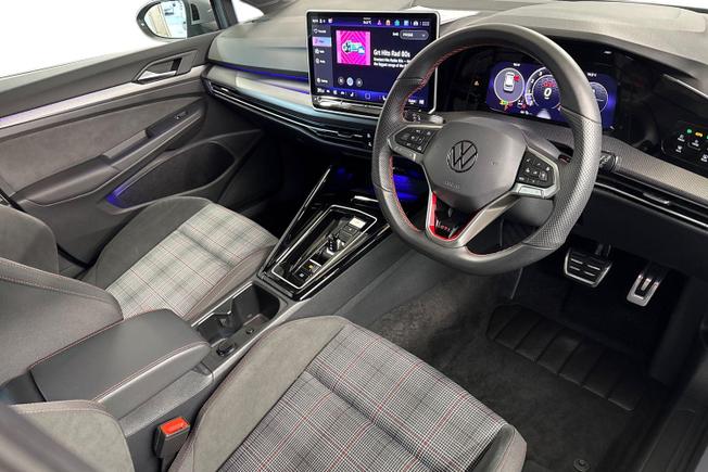 Volkswagen Golf Photo 6