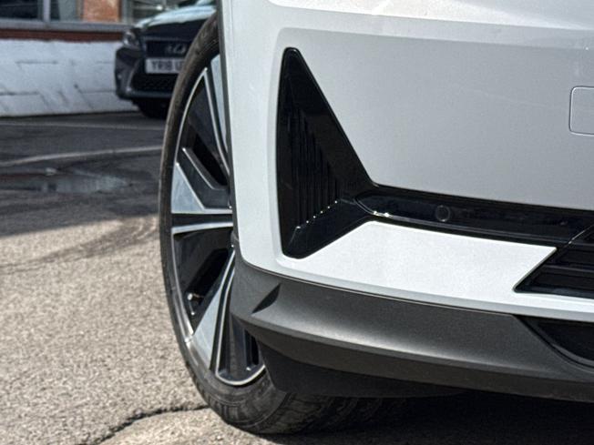 Polestar Polestar 2 Photo 23