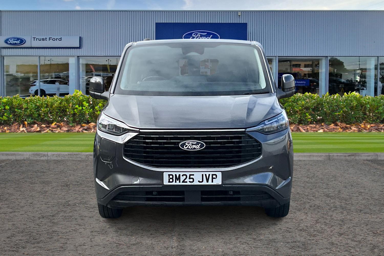 Ford TOURNEO CUSTOM Photo 11