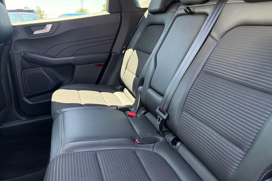 Ford KUGA Photo autoimg-c0330a7553ed7cff80b32f9b6401516fafe5291f.jpg