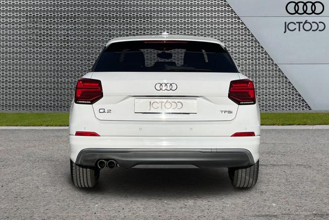 AUDI Q2 Photo 7
