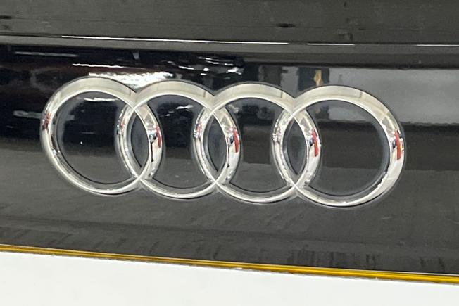 Audi Q2 Photo 35