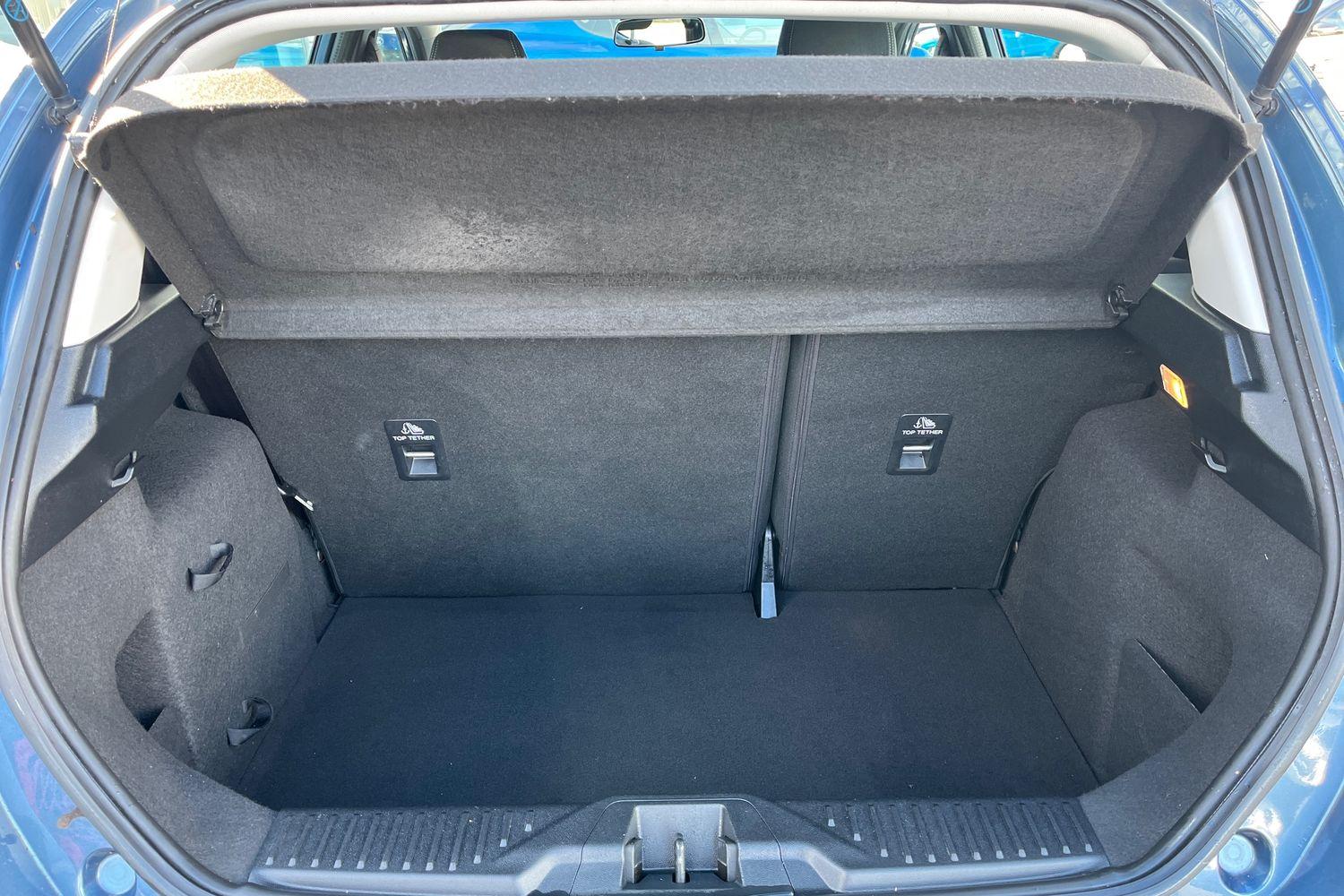Ford FIESTA Photo 20