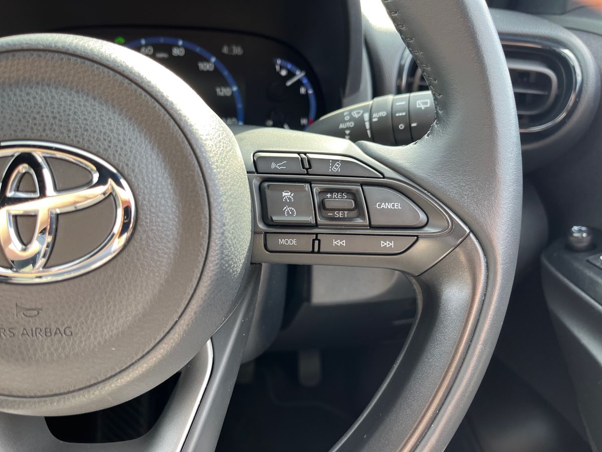 Toyota Yaris Cross Photo 15