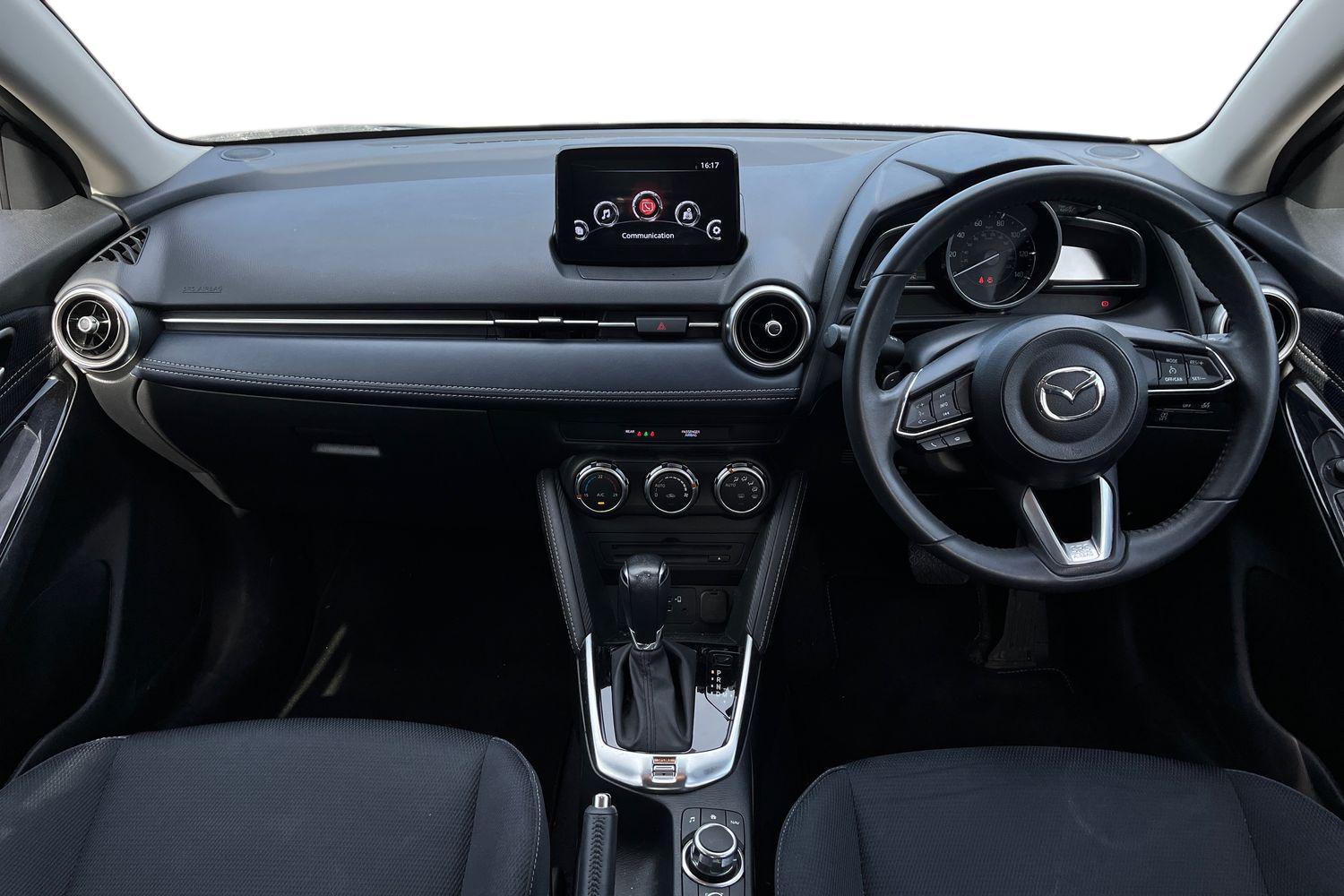 Mazda 2 Photo 9