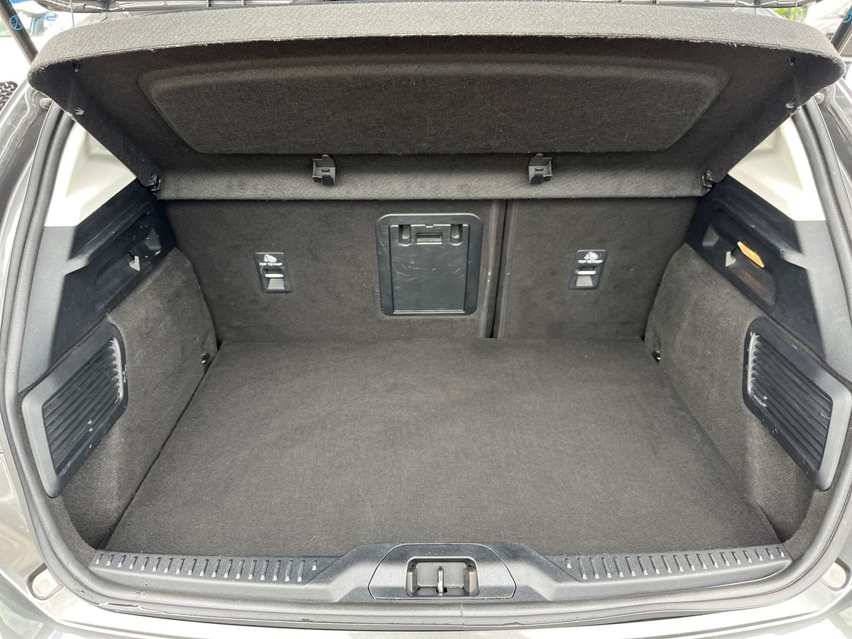 Ford Focus Photo 23