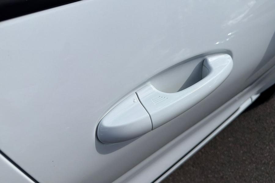 Ford PUMA Photo autoimg-c041afde571d4e5f10edb16309bbb35be55c5744.jpg
