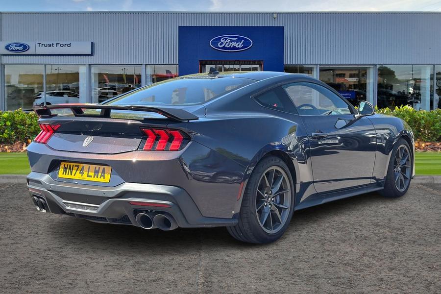 Ford MUSTANG Photo autoimg-c04b3174af0fe4d0a6261513dd15678046b58008.jpg