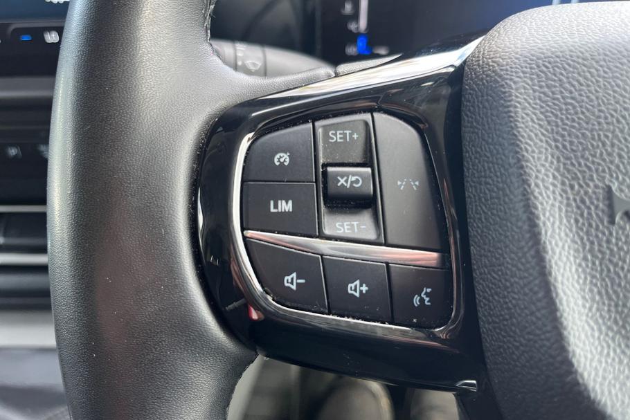 Used FORD TRANSIT CUSTOM LJ24FDS 16