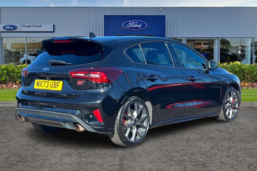 Ford Focus Photo autoimg-c04f60eaacb68d7a8532876f7c35225815d83fc5.jpg
