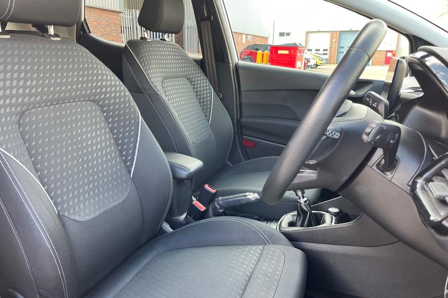 Ford Fiesta Photo autoimg-c0519ce2283b13b27696668ab8267e86dd1e1798.jpg