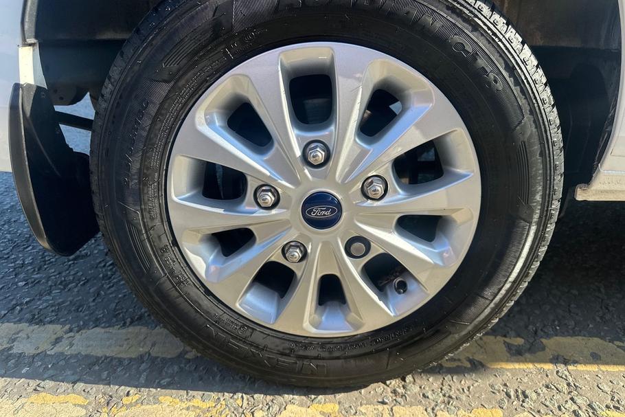 Used FORD TRANSIT CUSTOM MJ22HNW 34