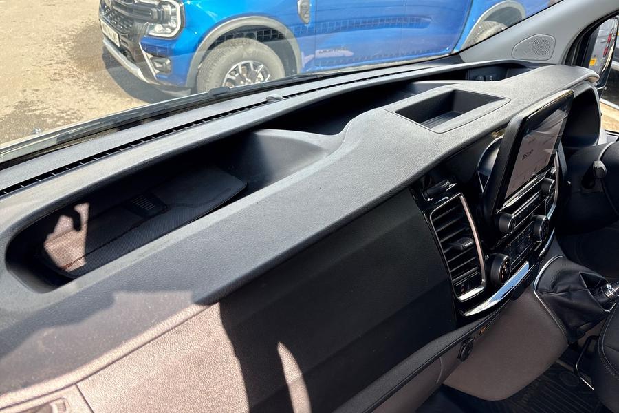 Ford TRANSIT CUSTOM Photo autoimg-c05471182c4db5c2c41d2298f451b5f3b68048e6.jpg