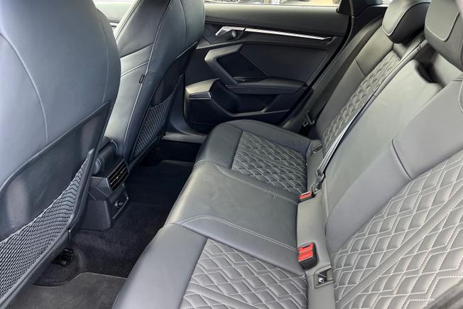 AUDI S3 Photo 46