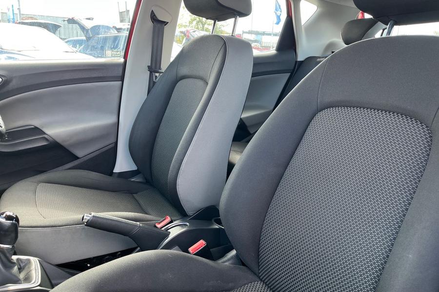 SEAT IBIZA Photo autoimg-c05fa0774635a6a300ac3e0cc95e66a606ed60c1.jpg