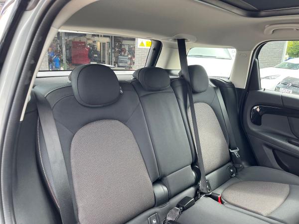 MINI Countryman Photo autoimg-c0634e16aadd7712569ed06682f7f8a5b3a446b8.jpg