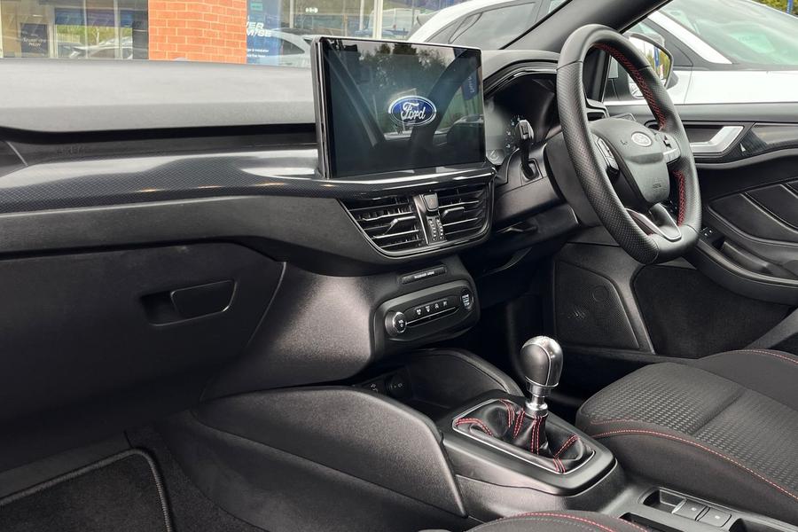 Ford Focus Photo autoimg-c0656ac148af4d431fad7f44c8c8ad8b980a3102.jpg