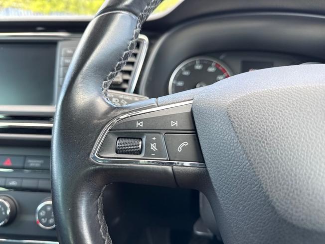 SEAT Leon Photo 16
