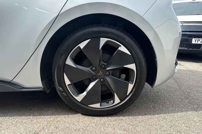 CUPRA Born Photo 24
