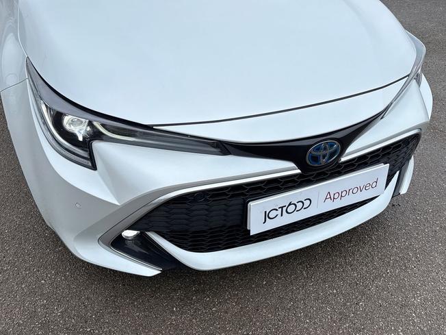 TOYOTA Corolla Photo 32