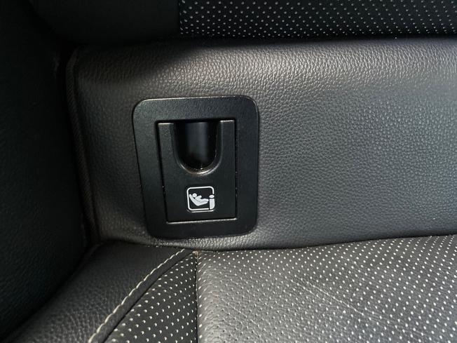 TOYOTA Corolla Photo 31