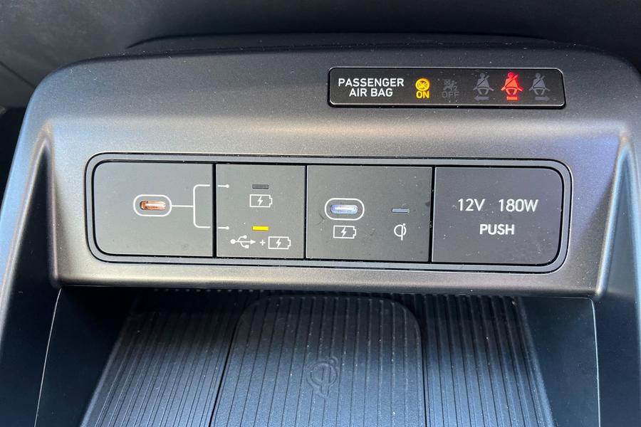 Hyundai KONA Photo autoimg-c06f650627a90b88fd5dea53a5293524ba63eebb.jpg