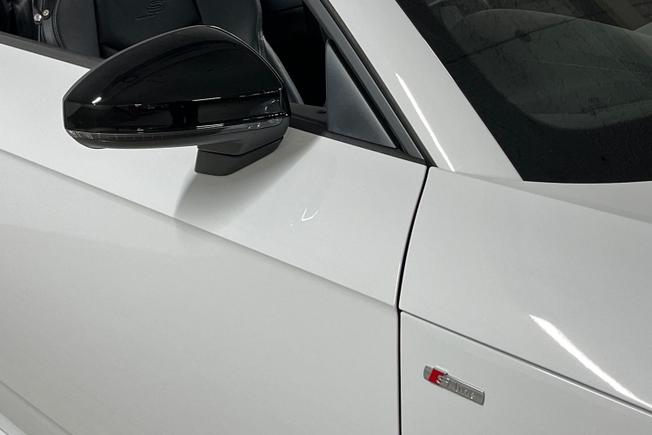 AUDI TT Photo 20