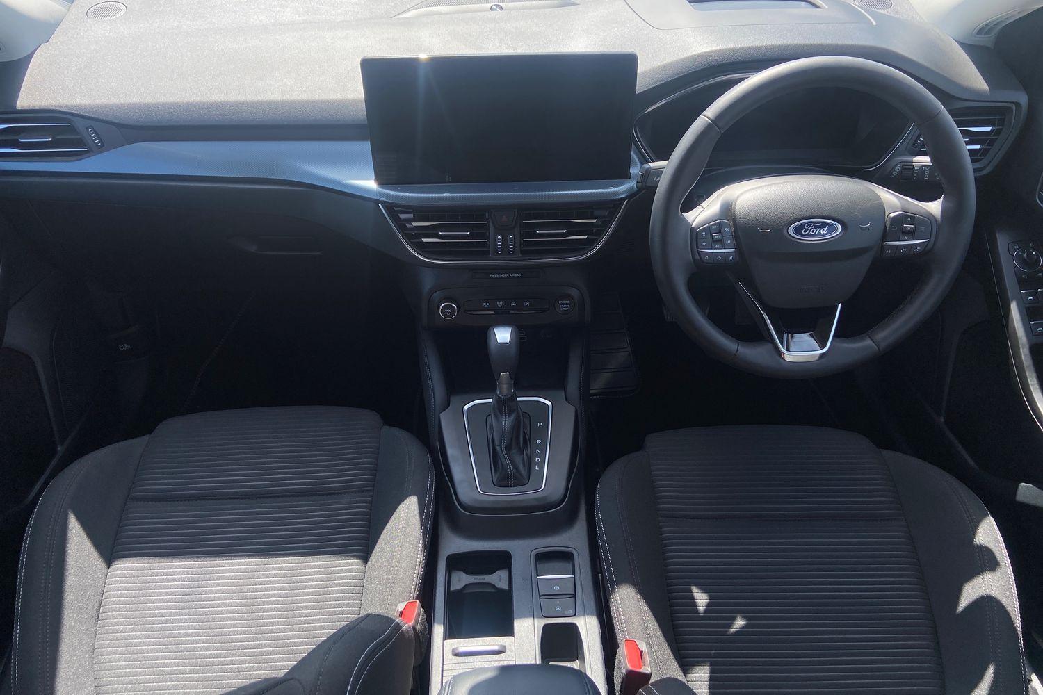 Ford FOCUS Photo 9