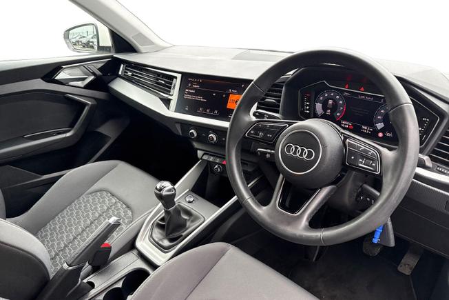 AUDI A1 Photo 6