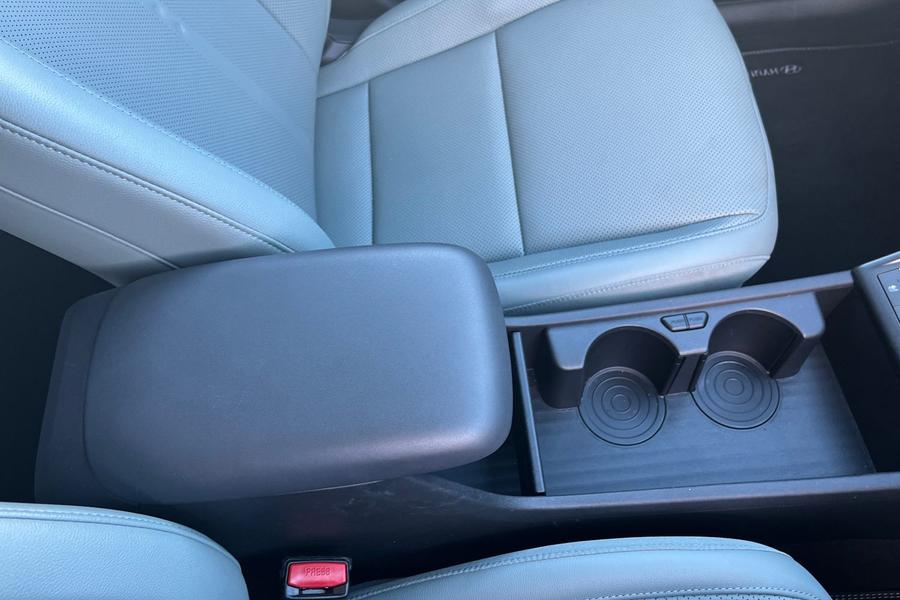 Hyundai KONA Photo autoimg-c077faa7f66e92e2e3edebd3595651cd89b7f067.jpg