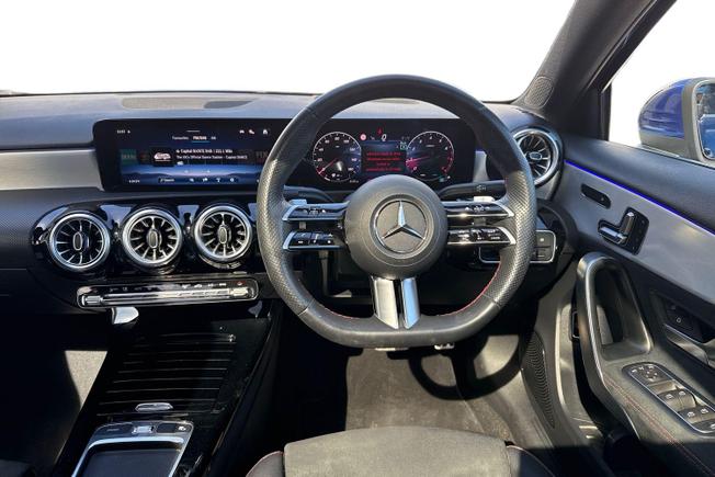 MERCEDES-BENZ A Class Photo 11