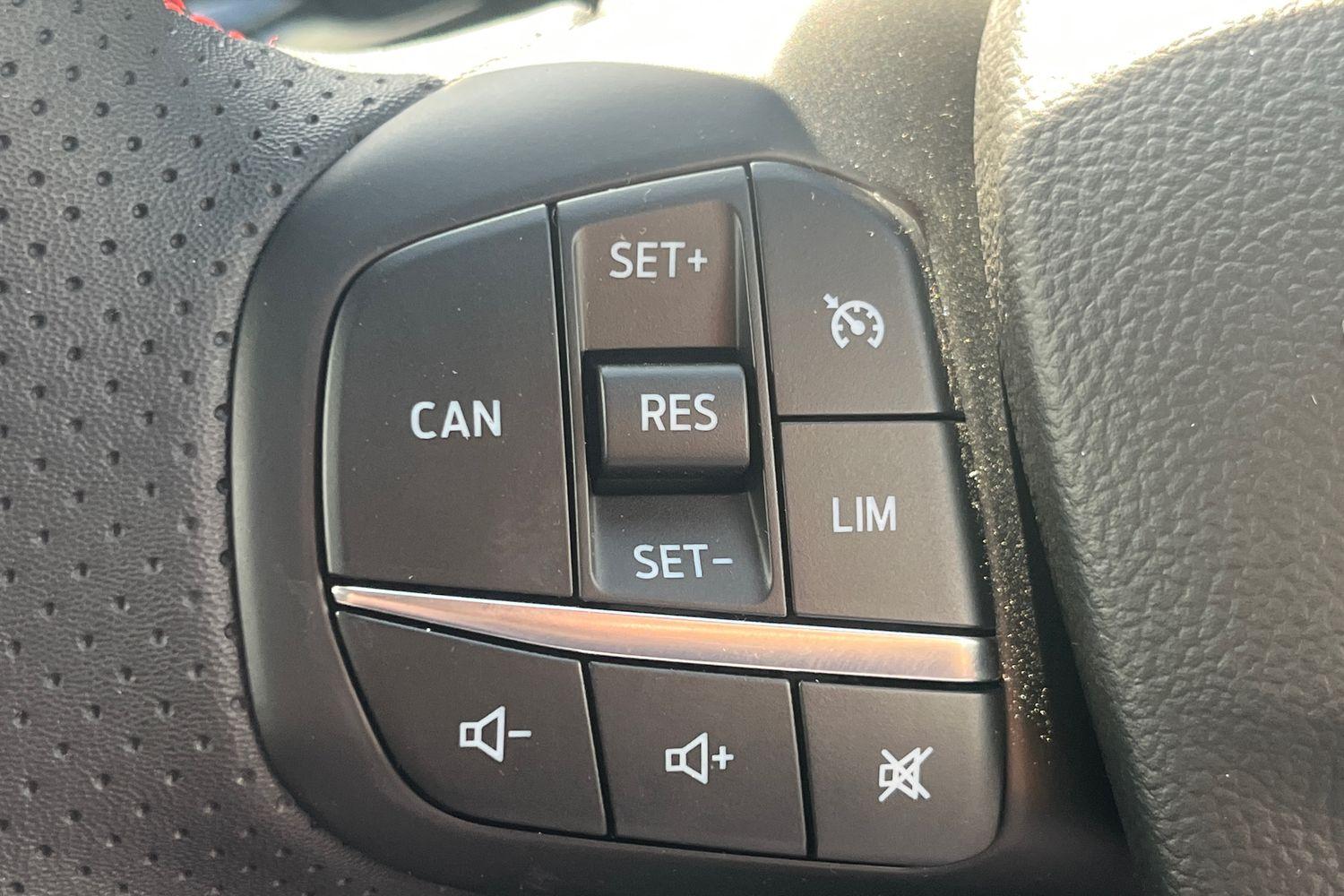 Ford FOCUS Photo 36