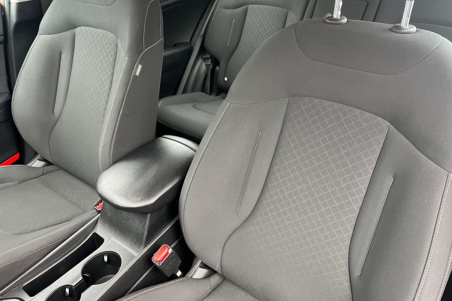 Kia SPORTAGE Photo autoimg-c07abbed3d3e969dec71c4dce8bddbf089f84ab2.jpg