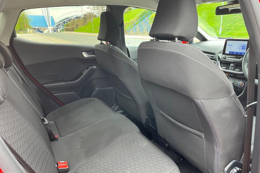 Ford FIESTA Photo autoimg-c07c12e14090d2e9e6498585f4122420e69257ce.jpg