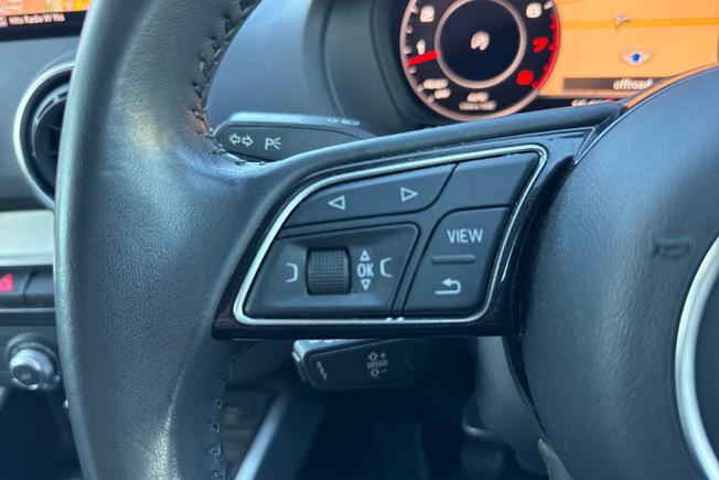 Audi Q2 Photo 16
